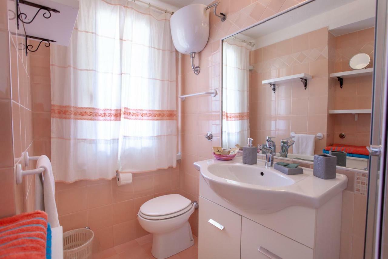 Maison d'hôtes Domus Francy San Teodoro (Sardinia)