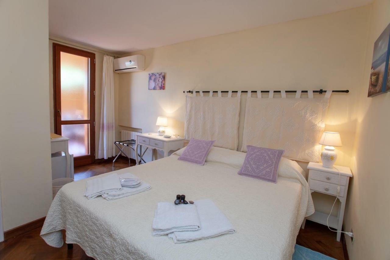 Domus Francy Maison d'hôtes *