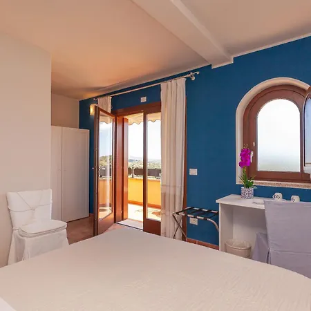 Domus Francy Hotel San Teodoro  Exterior photo