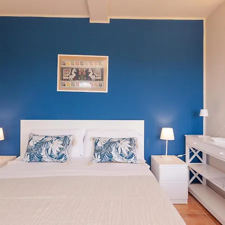 Domus Francy Hotel San Teodoro  Exterior photo