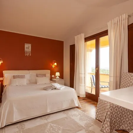 Domus Francy Hotel San Teodoro  Exterior photo